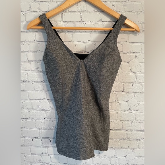 Lululemon Contour Tank - Picture 13 of 14
